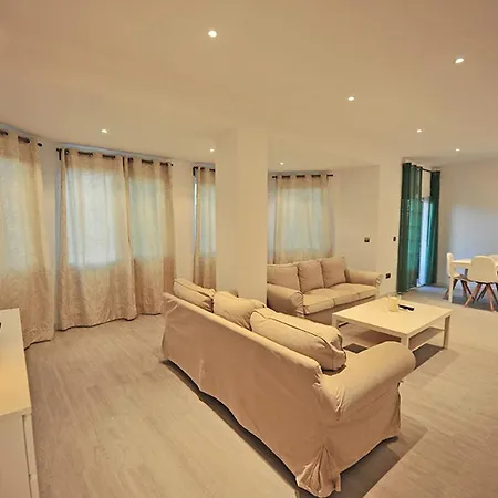Apartament Terrazas Plaza Arenal 5 Dormitorios 4 Banos