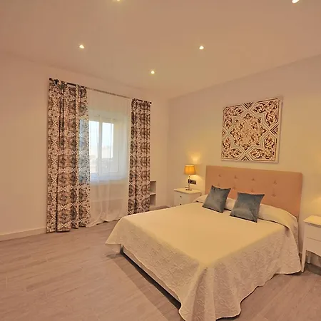Apartment Terrazas Plaza Arenal 5 Dormitorios 4 Banos